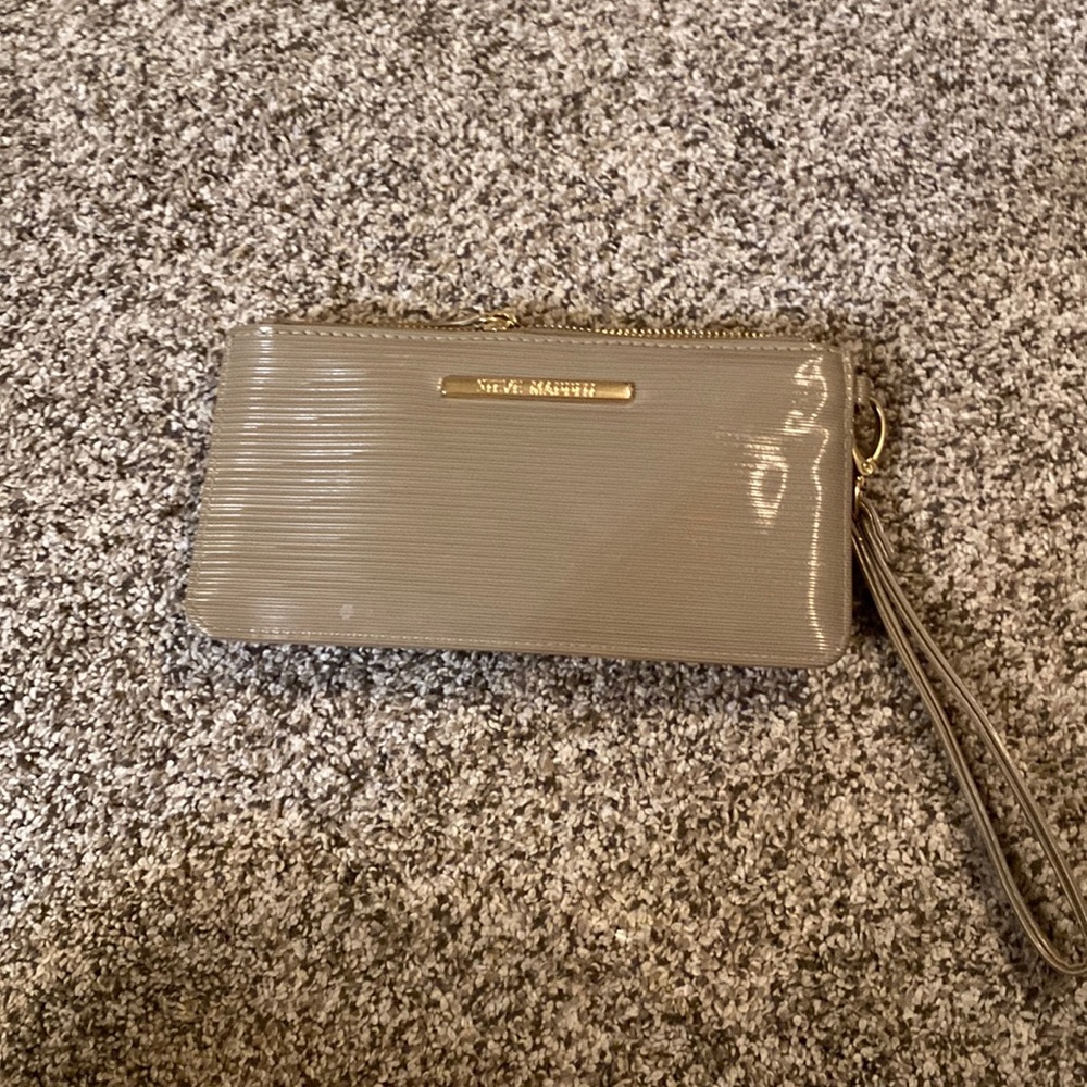 Steve Madden wallet/ wristlet